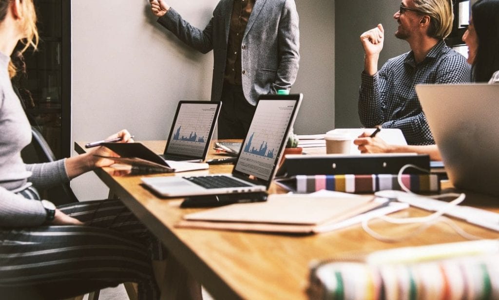 marketing-vs-advertising-blog