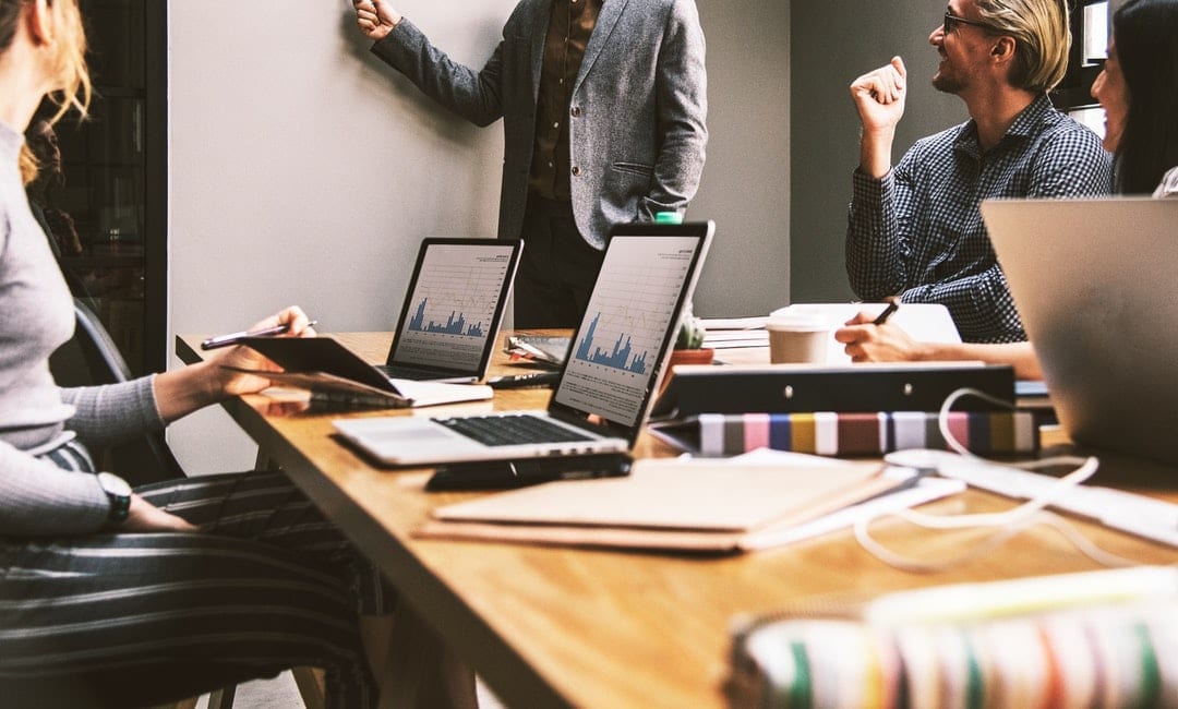 marketing-vs-advertising-blog